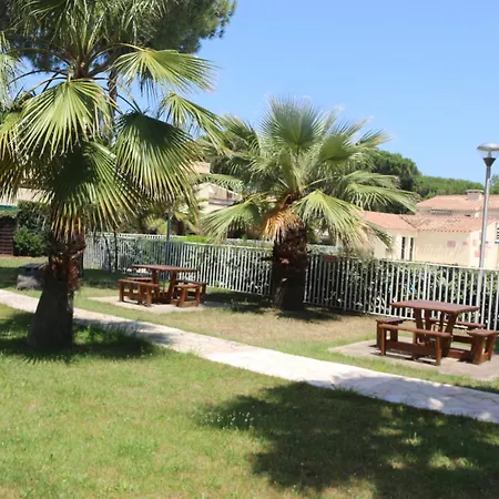 Eleuthera By Interhome Agde